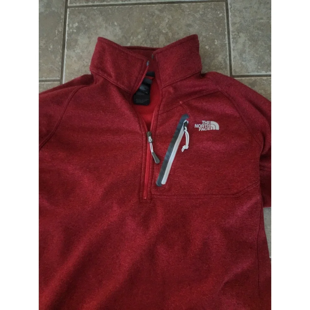 The North Face Mens Gordon Lyons Quarter Zip Fleece Pullover Red Heather Medium